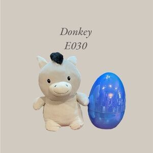 E030 NWT DONKEY HATCHLING